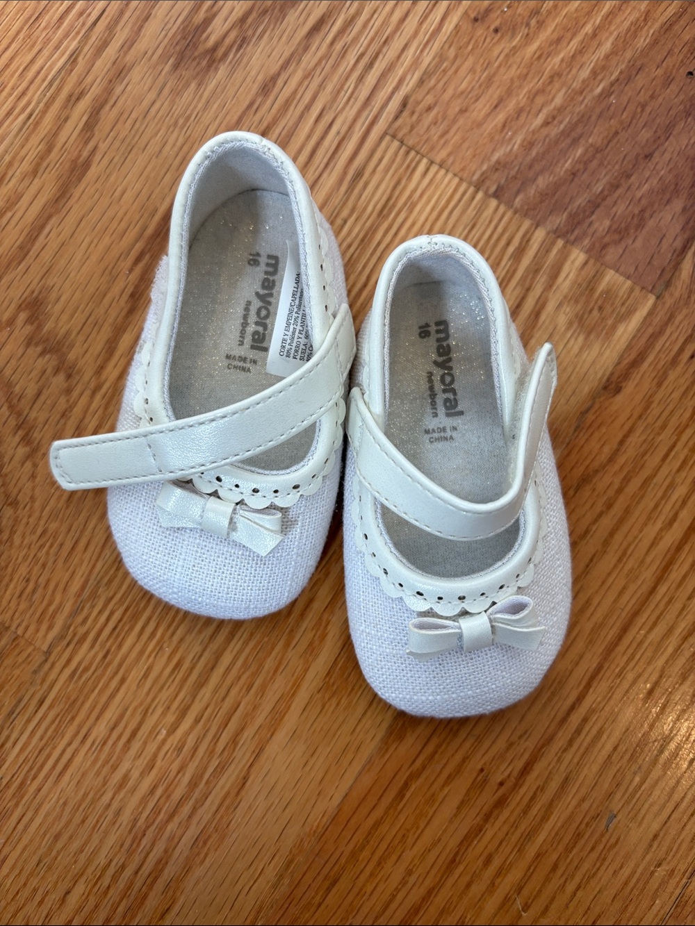 Mayoral White Girls Mary Jane Dress Shoes with Bow